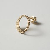 KANAE YAMASHITA/月の満ち欠けピアス　二十六夜月